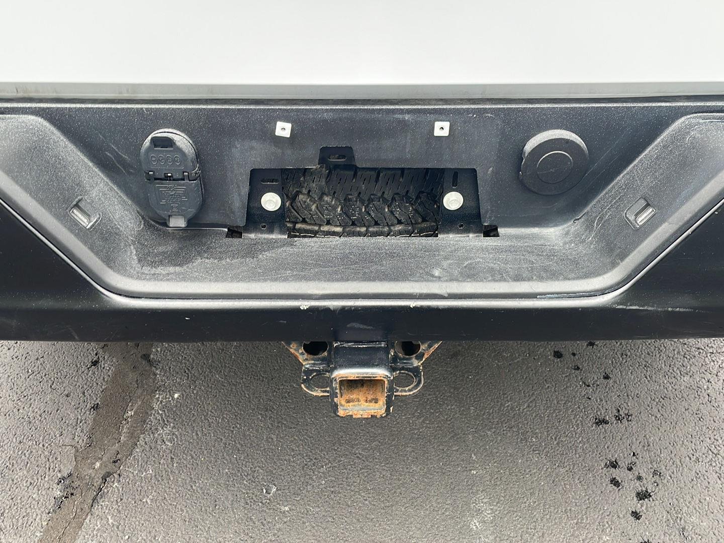 Used 2025 Summit White Chevrolet Work Truck image 25