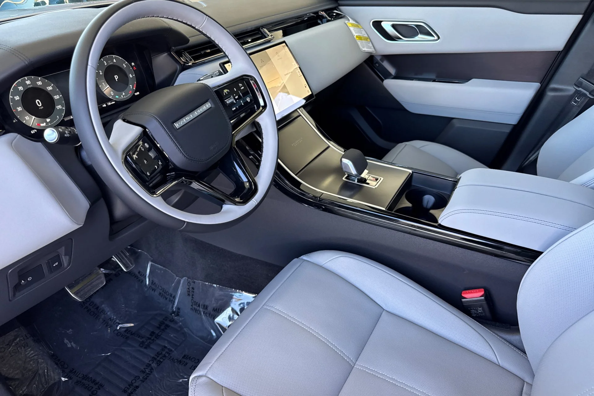 New 2026 BATUMI GOLD Land Rover Belgravia Edition image 13