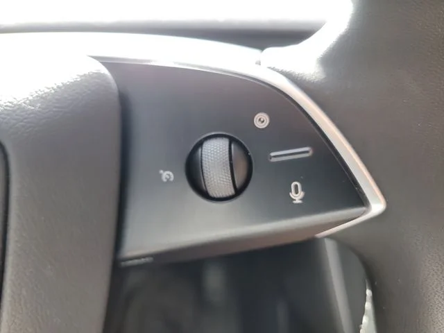 Used 2026  Tesla Long Range image 30