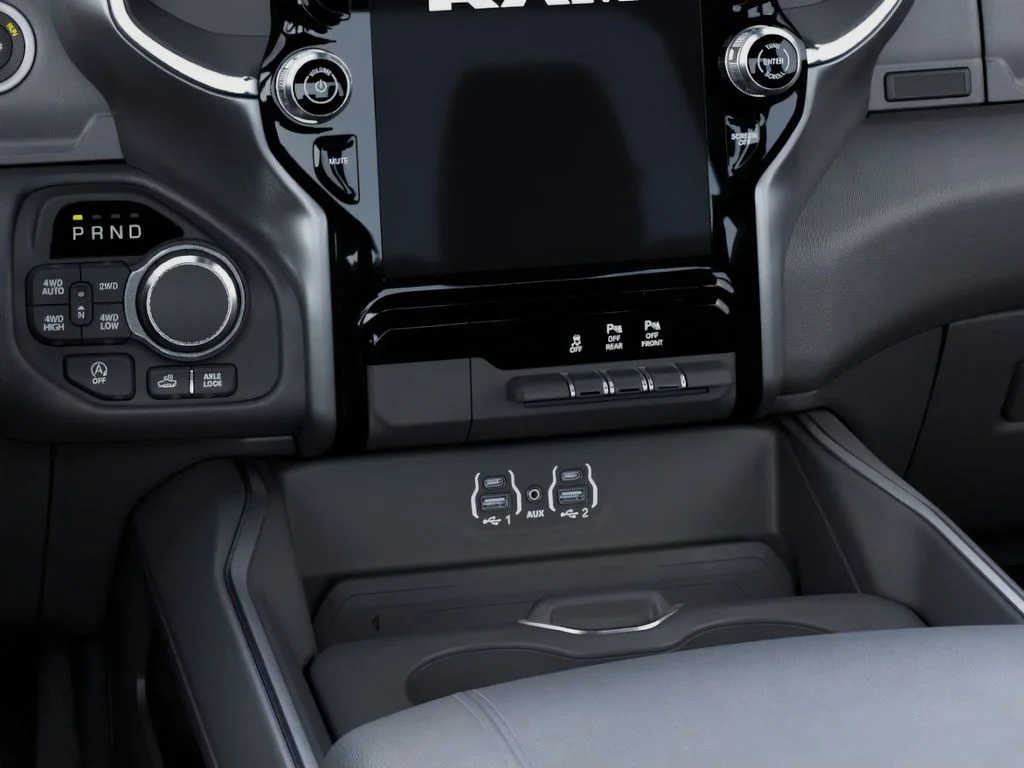 New 2026 Diamond Black Crystal Pearl-Coat Exterior Paint RAM Big Horn/Lone Star image 24