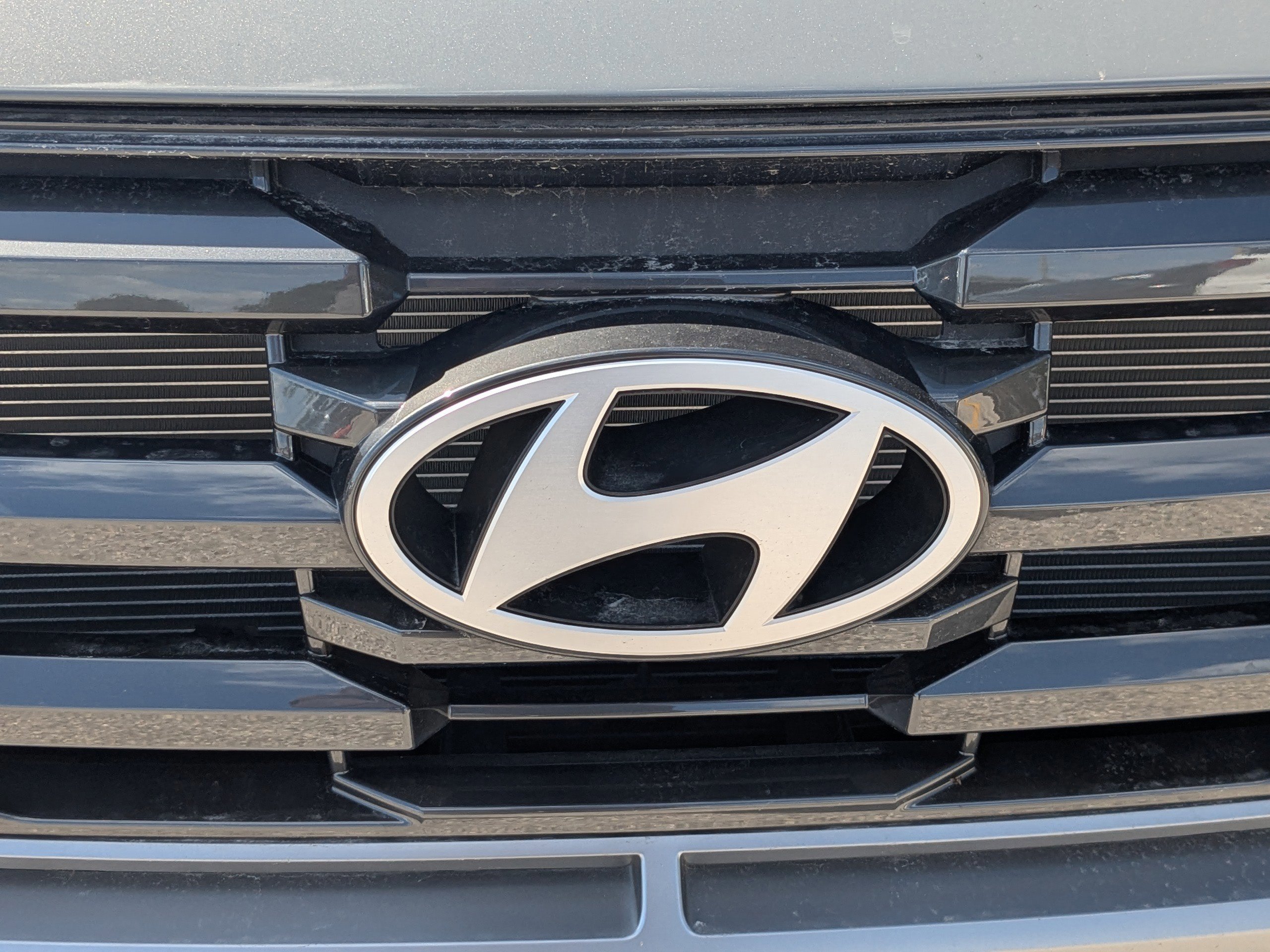 New 2026 Hampton Gray Hyundai SEL FWD image 12