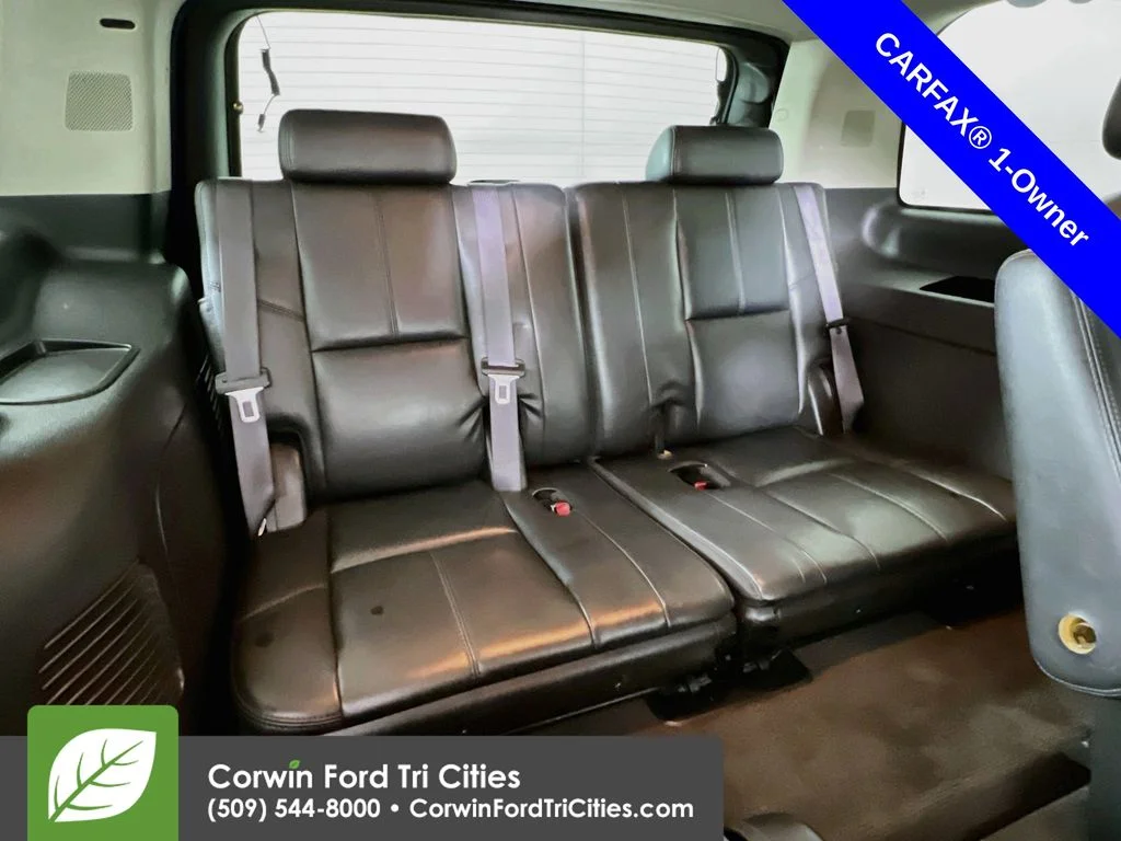 Used 2007 Black GMC Denali image 16