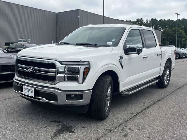 New 2026 Star White Metallic Tri-Coat Ford Lariat image 6
