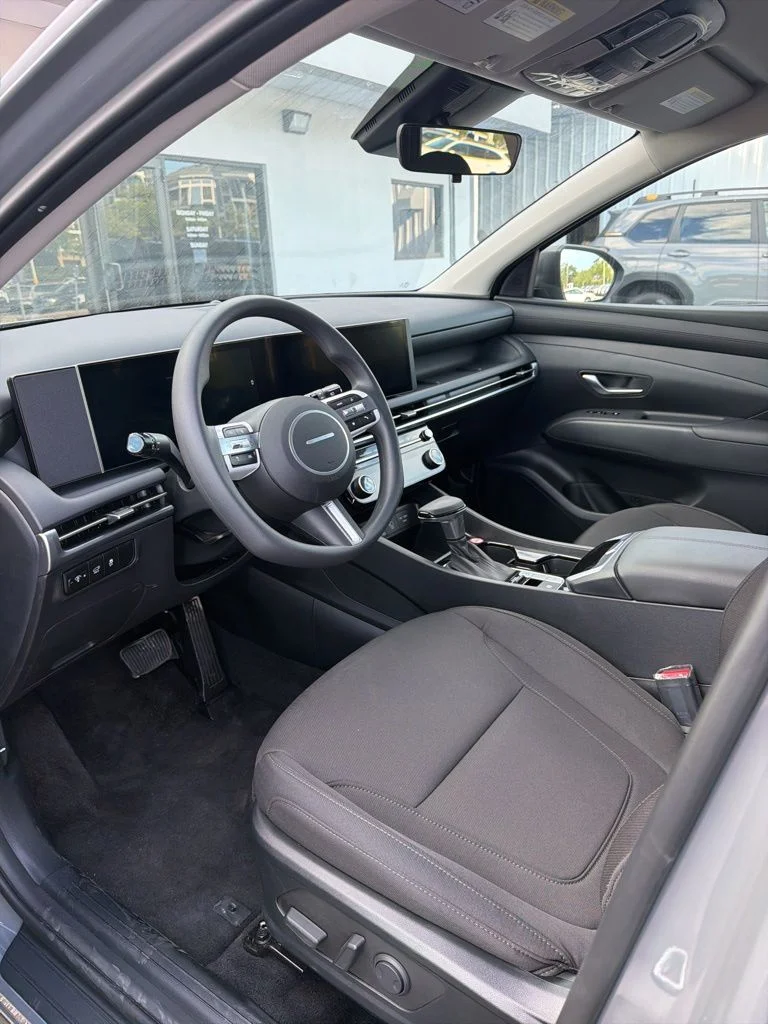 2026 Hyundai Tucson SEL FWD's photo