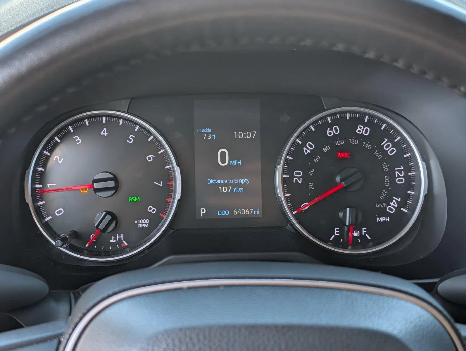 Used 2022 White Toyota XLE image 19