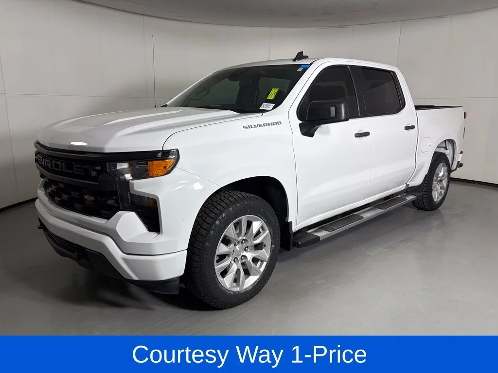 Used 2024 Summit White Chevrolet Custom image 5