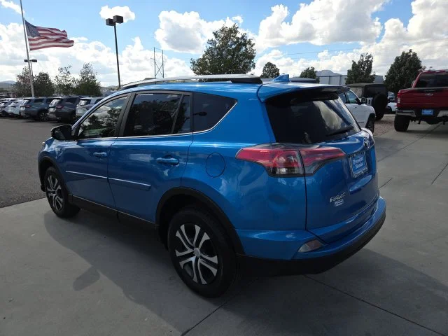 Used 2017 Blue Toyota LE image 7