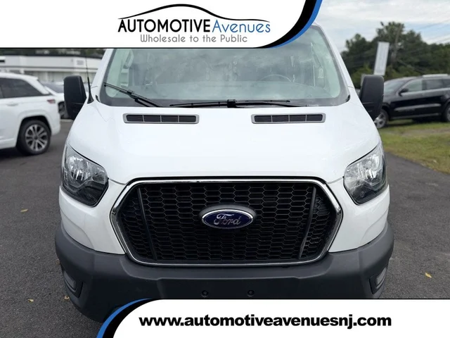 2025 Ford Transit Cargo Van T-250 130'' Low Rf 9070 GVWR RWD w/ Exterior Upgrade Pkg & SYNC3