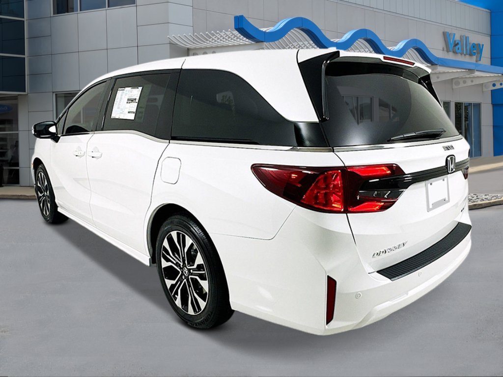New 2027 Platinum White Pearl Honda Elite image 3