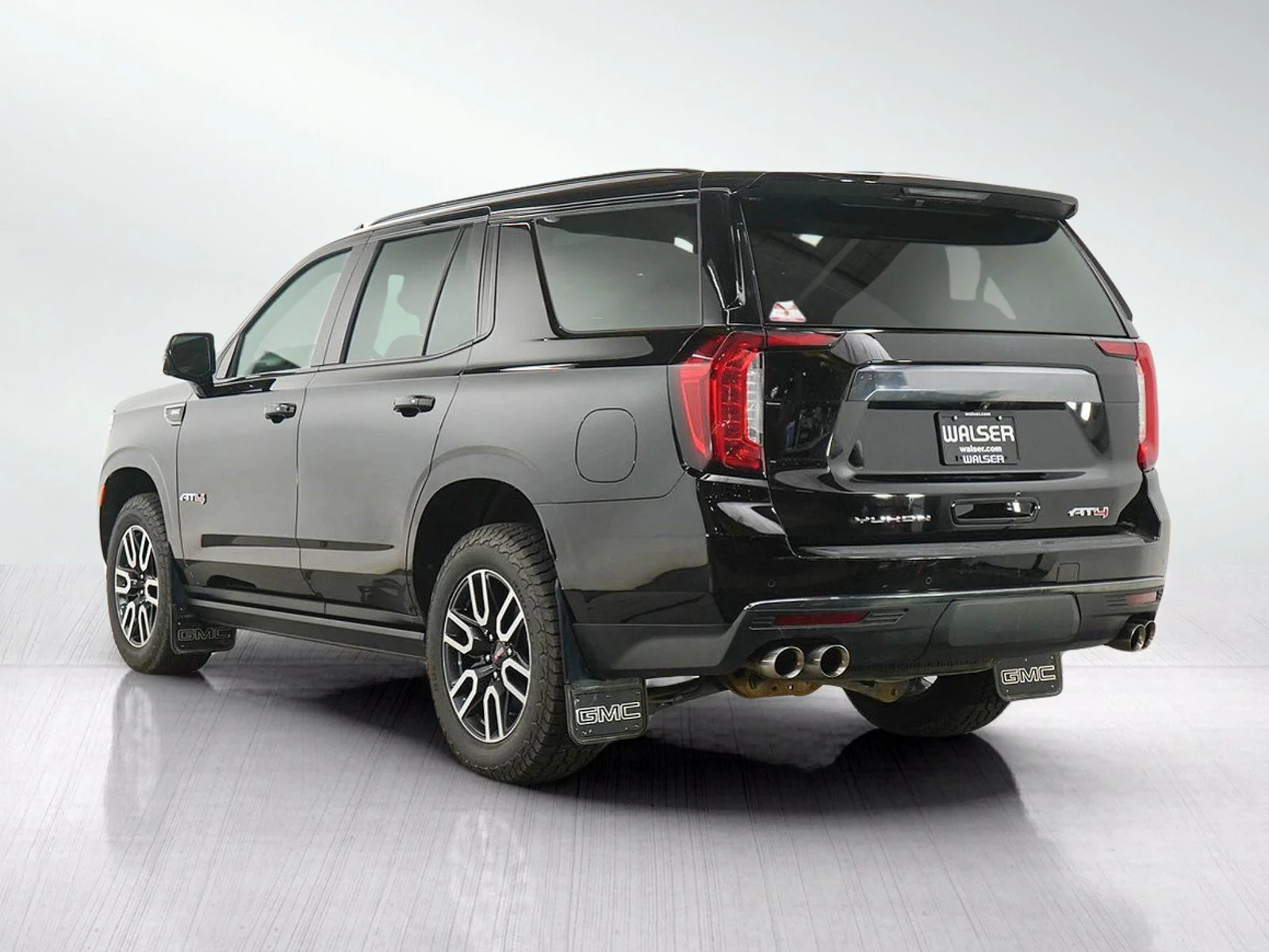 Used 2022 Onyx Black GMC AT4 image 3