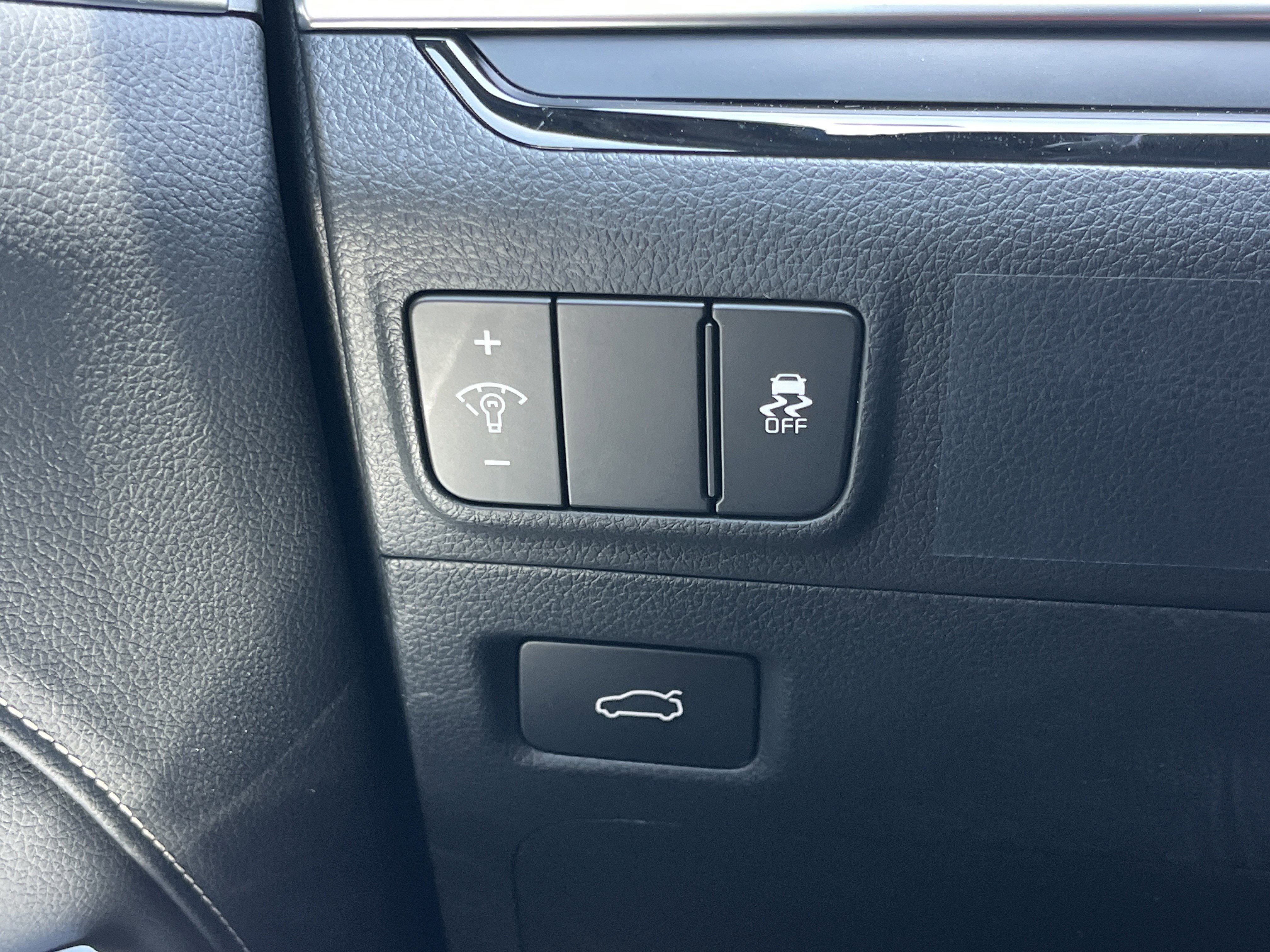 New 2026 Aurora Black Pearl Kia GT-Line FWD image 13
