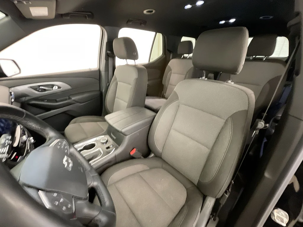 Used 2023 Mosaic Black Metallic Chevrolet LT Cloth image 19