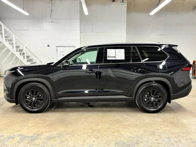 Used 2025 MIDNIGHT BLACK METALLIC Toyota  image 4