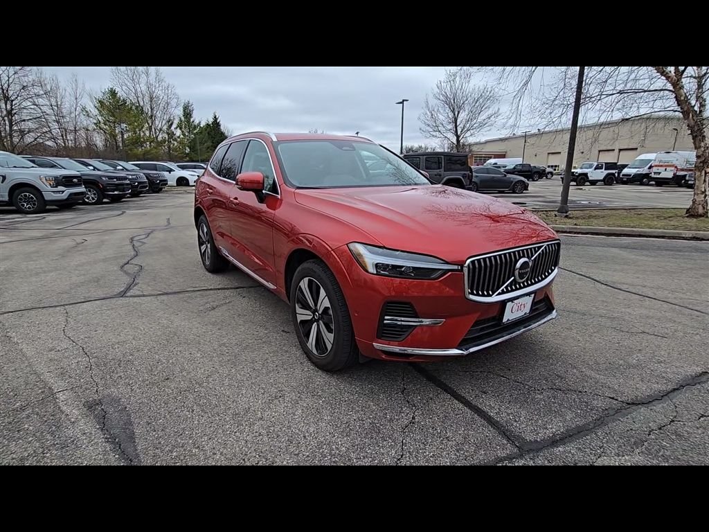 Used 2023 Volvo XC60 Plus with VIN YV4H60DN2P1348231 for sale in Brookfield, WI