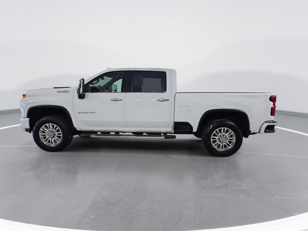 Used 2022 Summit White Chevrolet High Country image 7