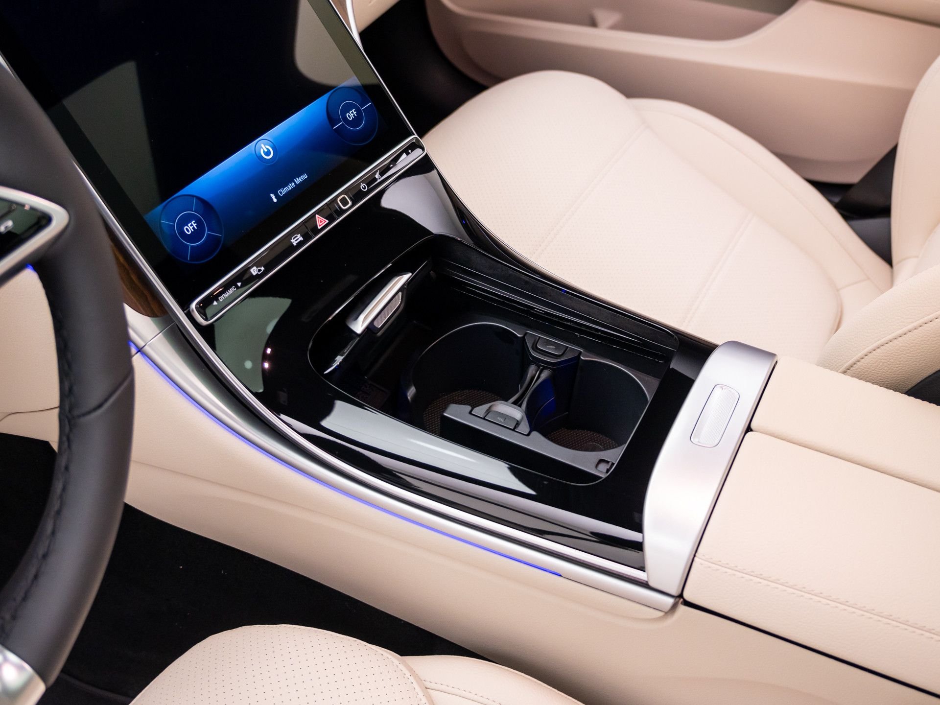 New 2026 White Mercedes-Benz C 300 image 12