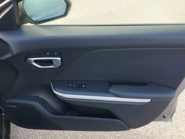 2025 Kia K4 GT-Line Turbo - Photo 34