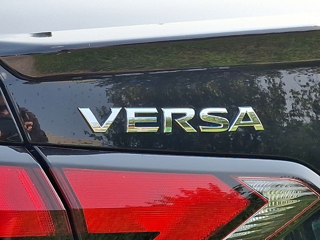 Used 2025 Black Nissan 1.6 SR image 8