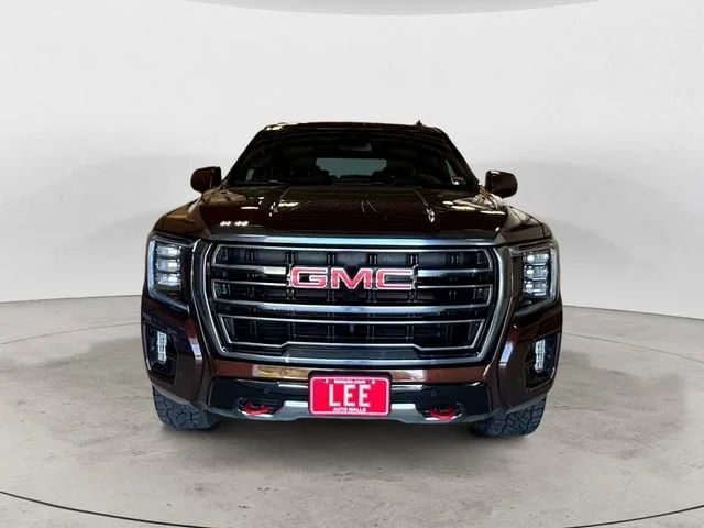 Used 2023 Redwood Metallic GMC AT4 image 9