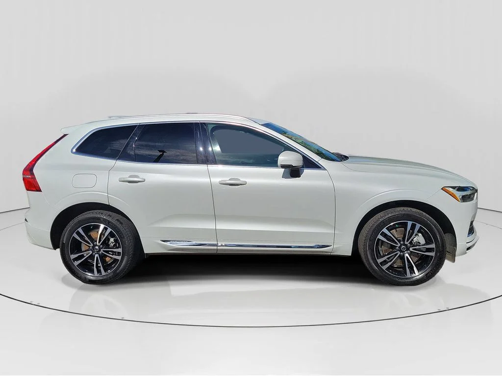 Used 2021 White Volvo T8 Inscription Expression image 8