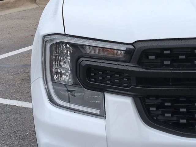 New 2026 Oxford White Ford XL image 10