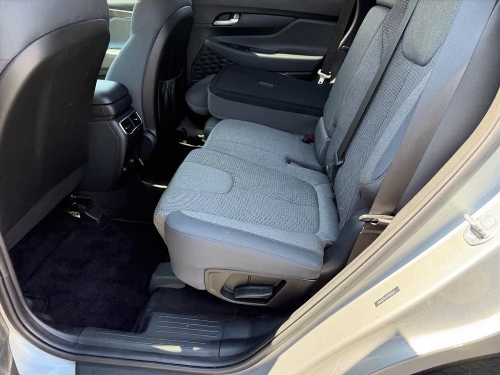 Used 2023 Silver Hyundai SEL image 10