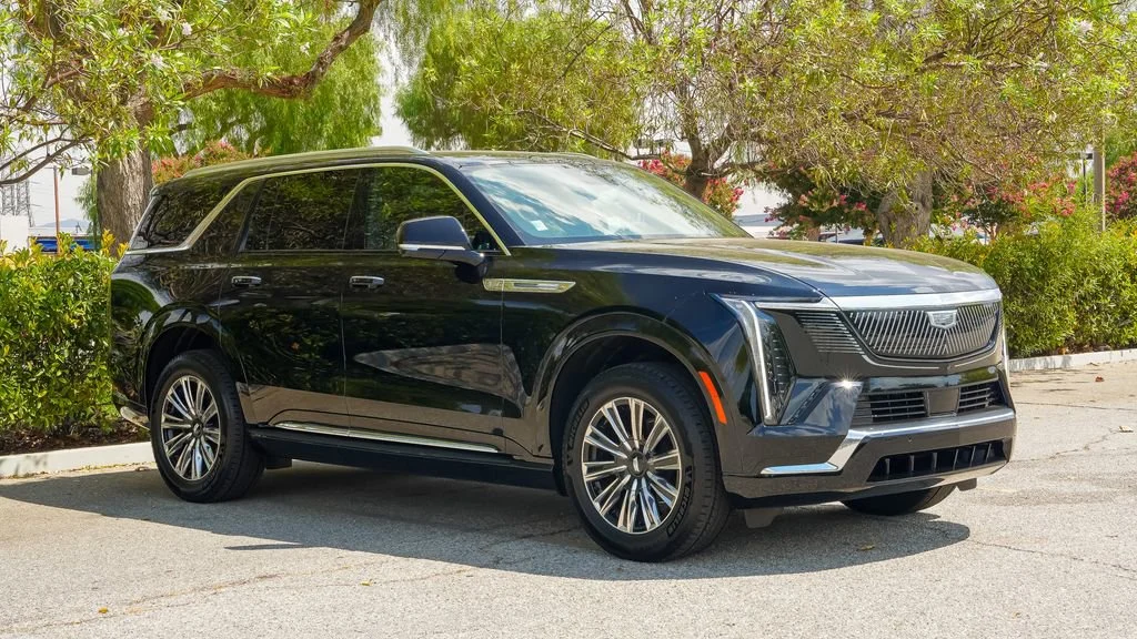2026 Cadillac Escalade IQL Luxury - Photo 6