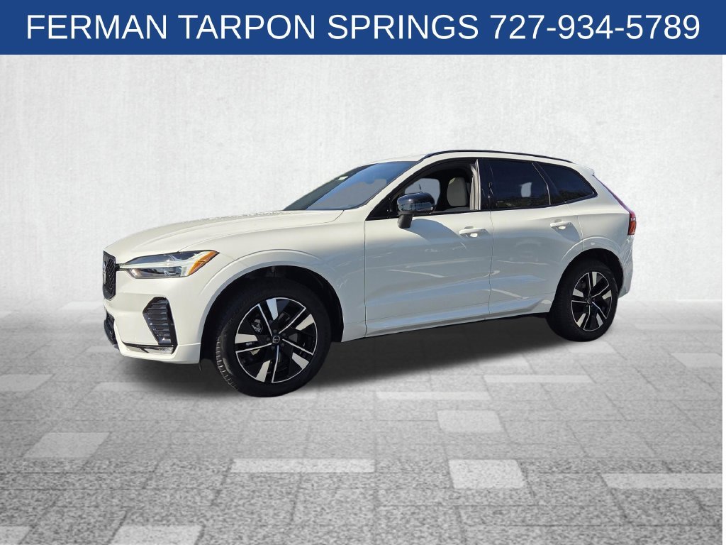 New 2026 Crystal White Volvo Core image 3