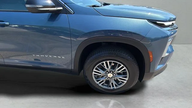 Used 2025 Blue Chevrolet LT image 35