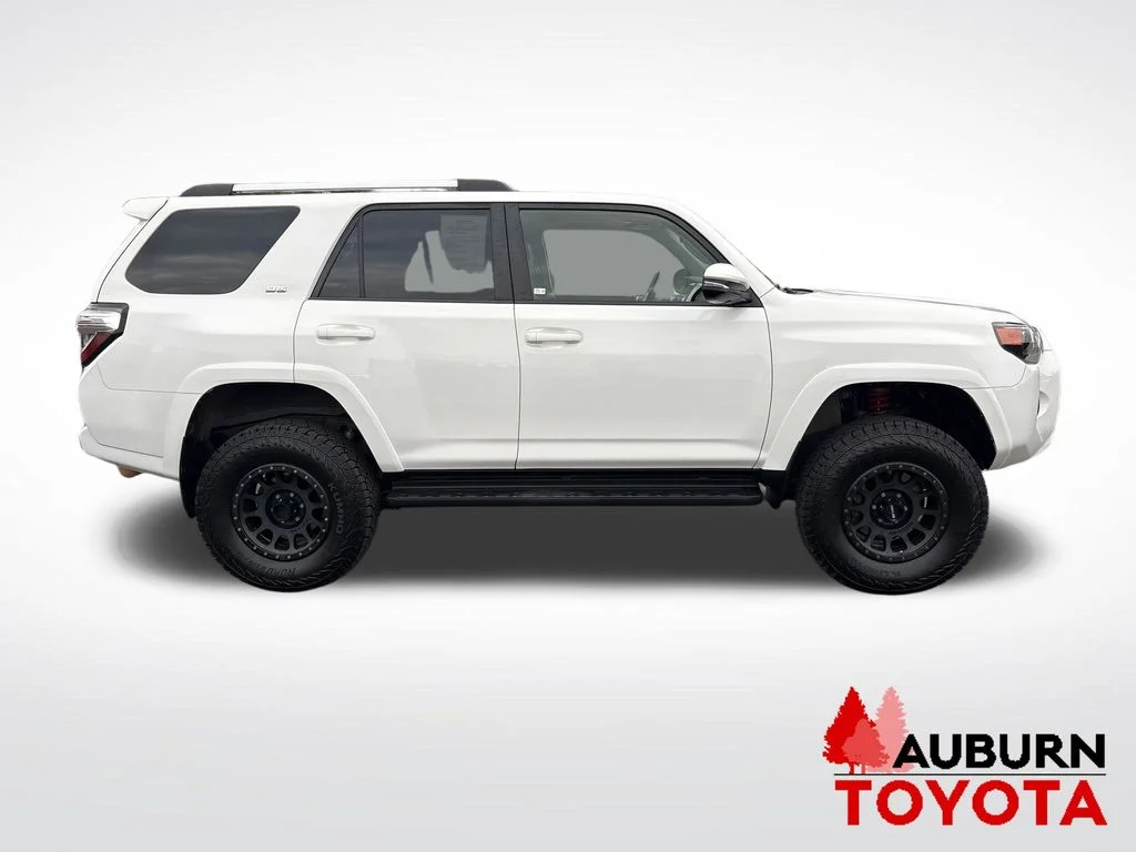 Used 2019 Ice Cap Toyota SR5 Premium image 8