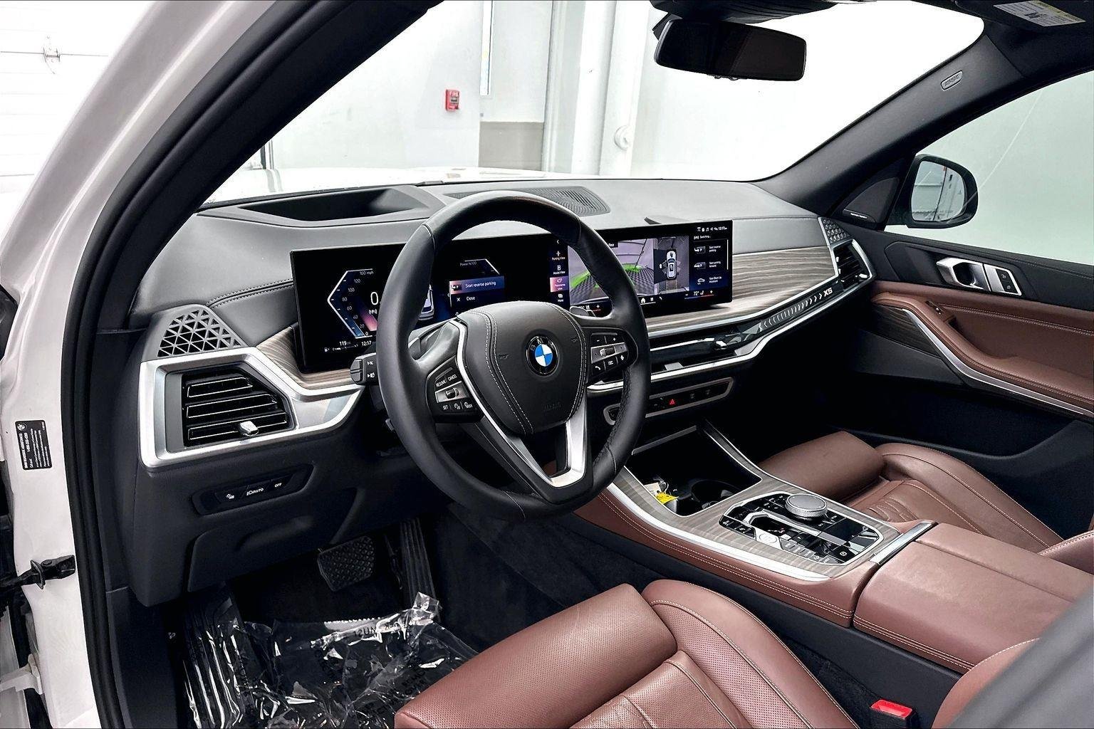 Certified Used 2024 Mineral White Metallic BMW xDrive40i image 22
