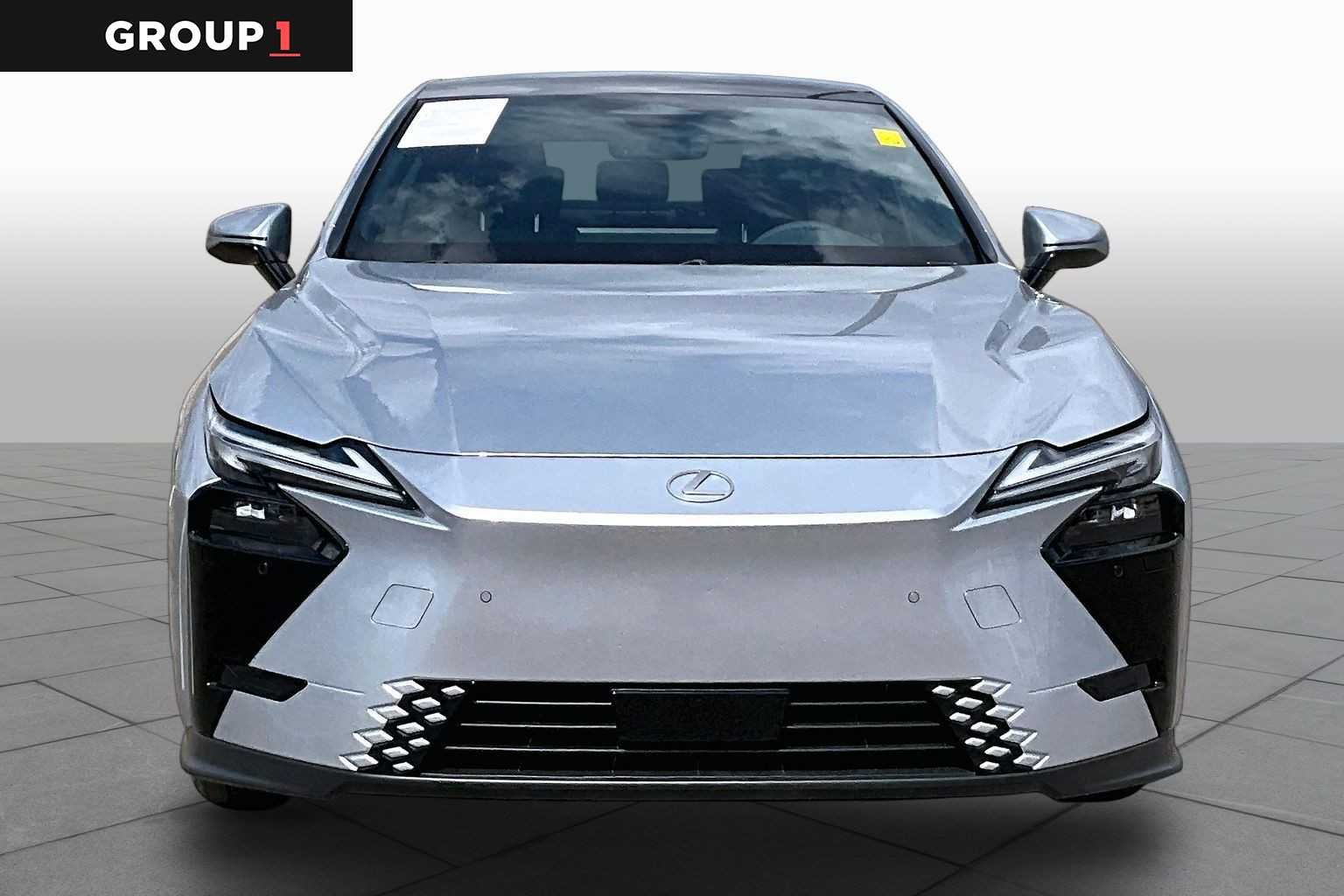 Used 2026 Iridium Lexus Premium image 3