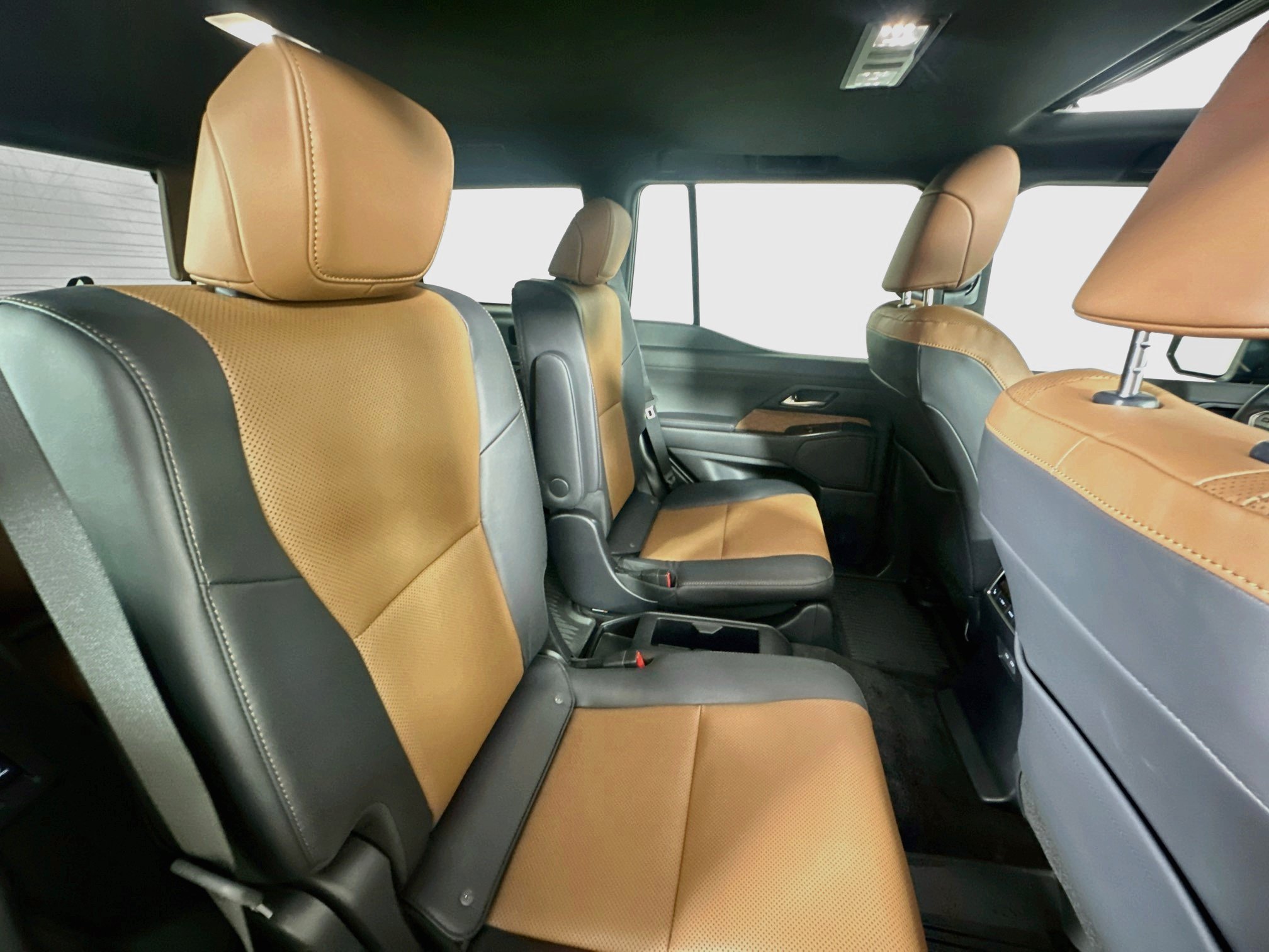 Certified Used 2025 Silver Lexus 550 Premium+ image 27
