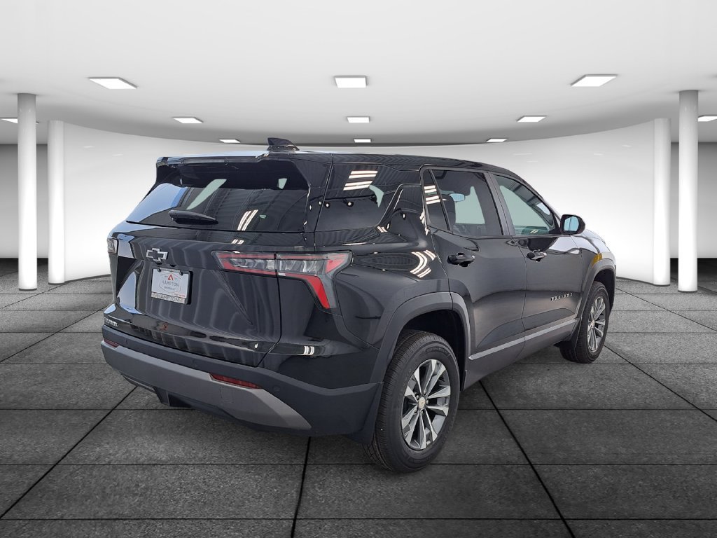 New 2027 Mosaic Black Metallic Chevrolet LT image 4