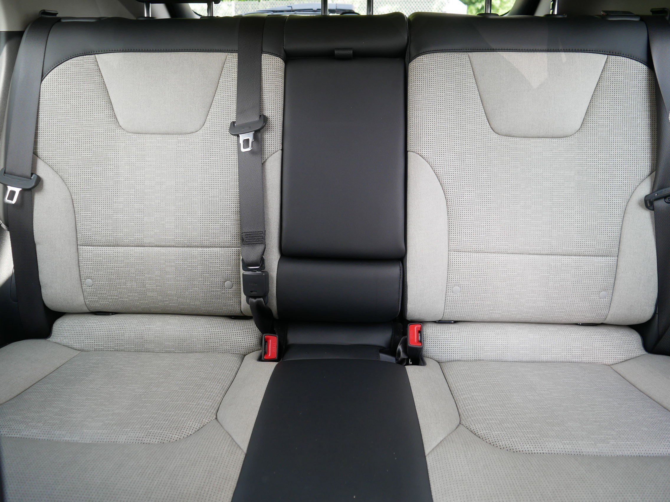 Certified Used 2024 Snow White Pearl Kia Wave image 13