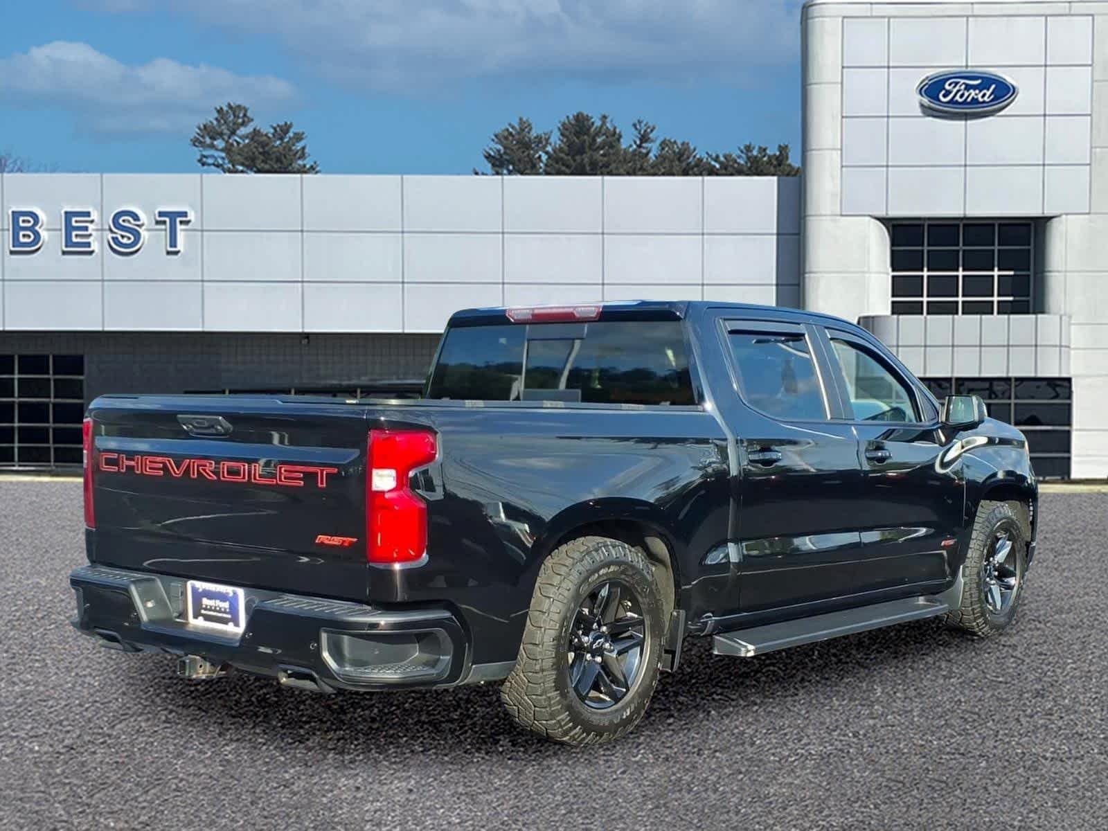 Used 2022 Black Chevrolet RST image 7