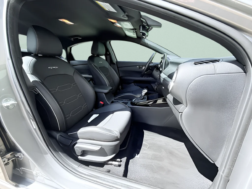 Used 2022 Gray Kia GT-Line image 34