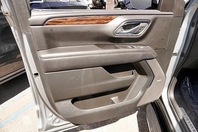 Used 2024 Gray Chevrolet Premier image 22