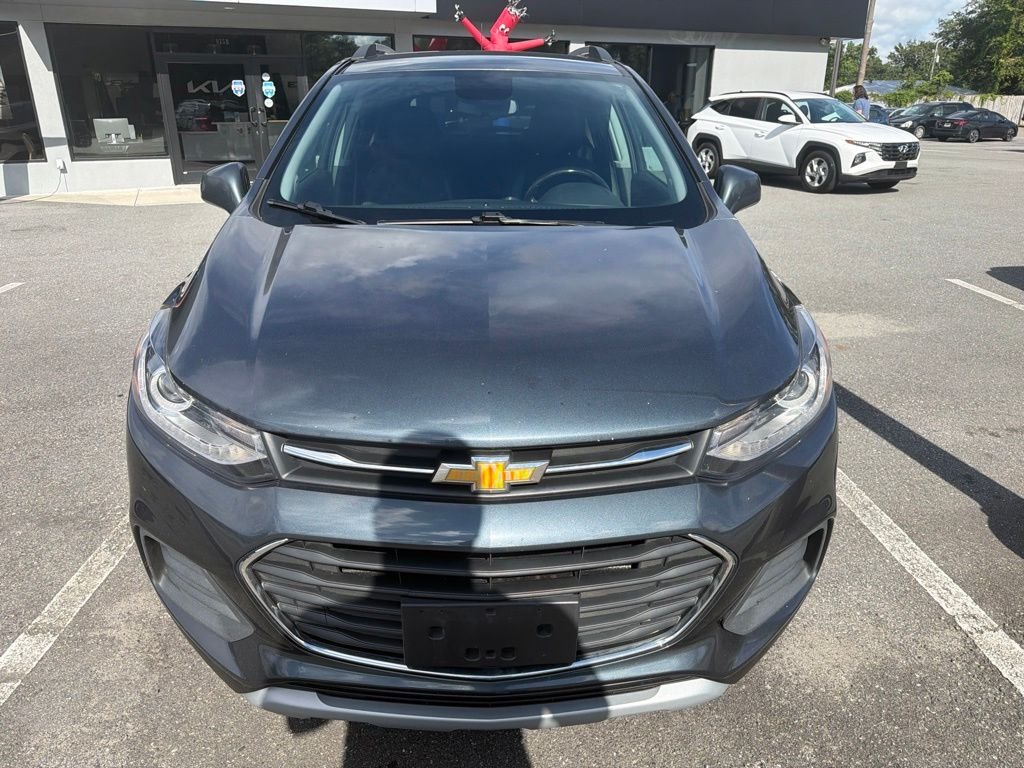Used 2021 Gray Chevrolet LT image 4