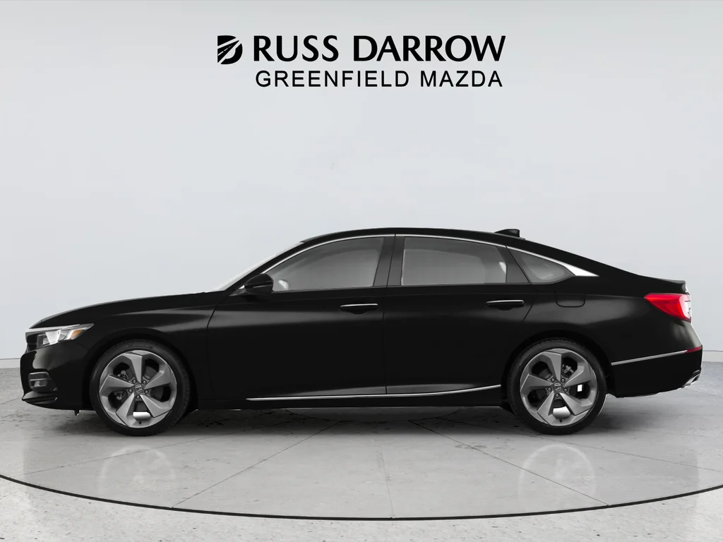 Used 2018 Black Honda Touring image 2