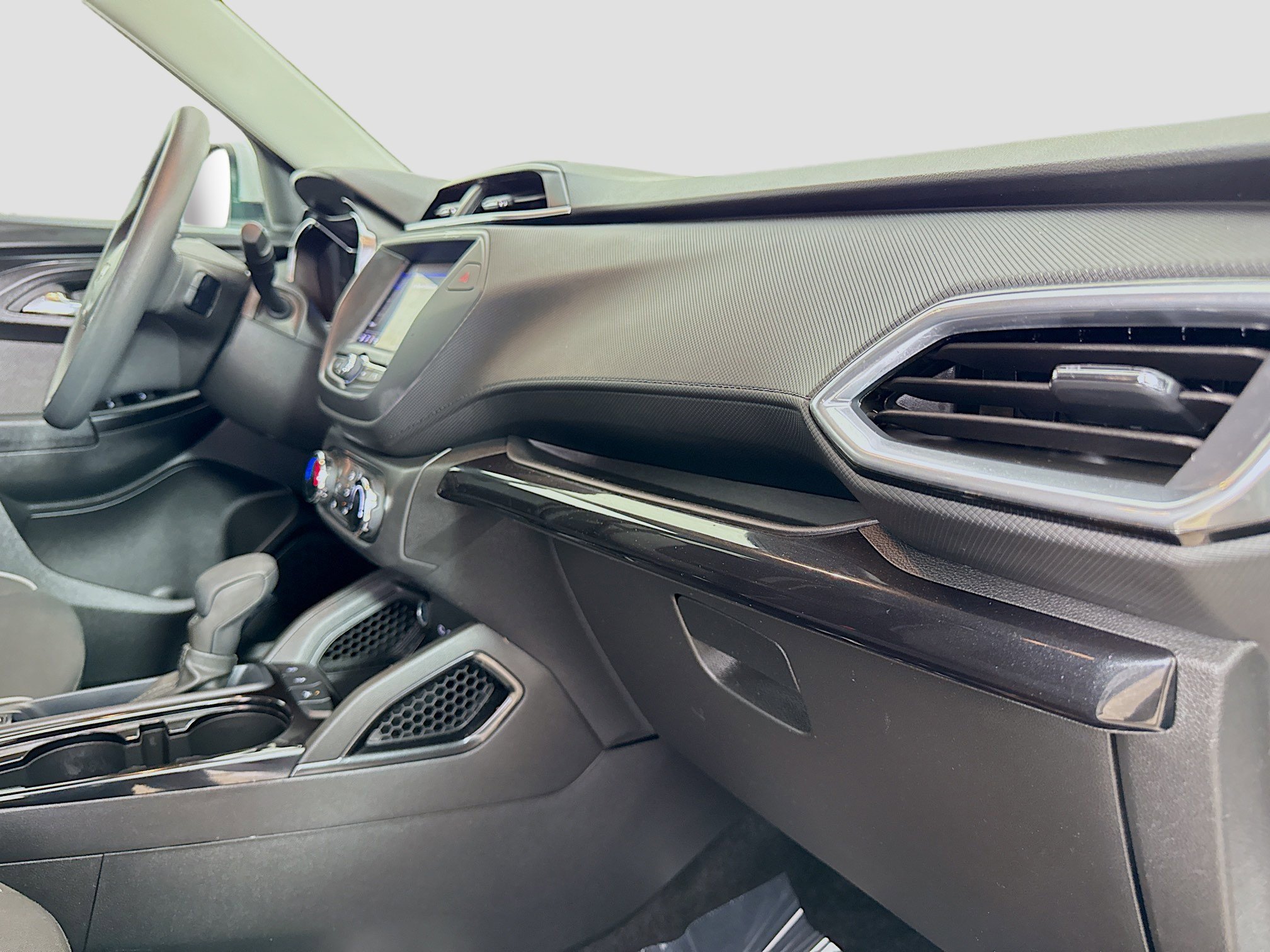 Used 2023 Summit White Chevrolet LT image 28