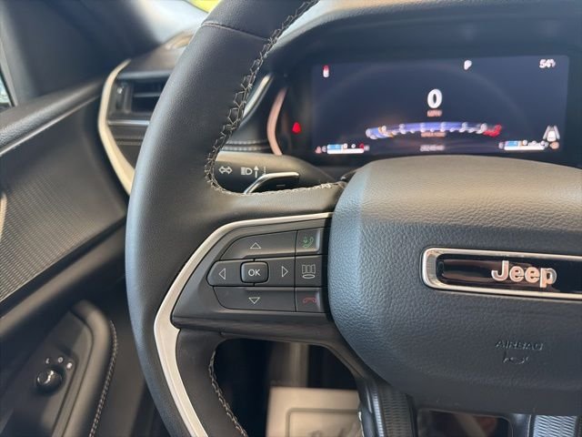 Used 2025 Black Jeep Altitude image 27