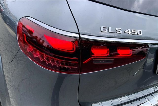 Certified Used 2025 Gray Mercedes-Benz GLS 450 image 25