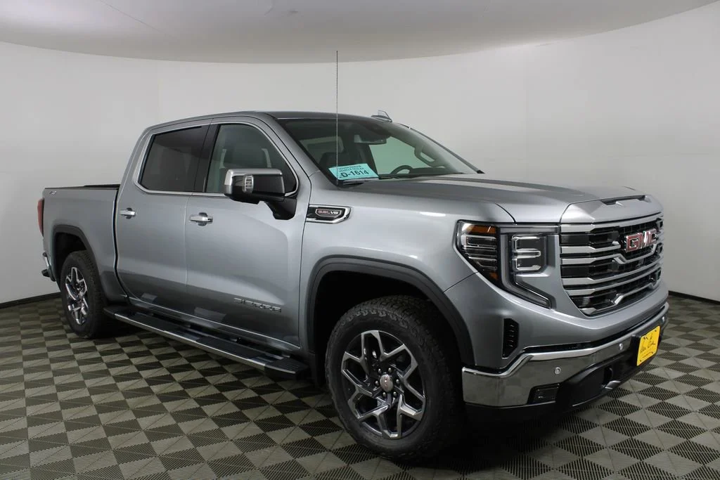 2026 GMC Sierra 4WD Crew Cab Short Box SLT's photo