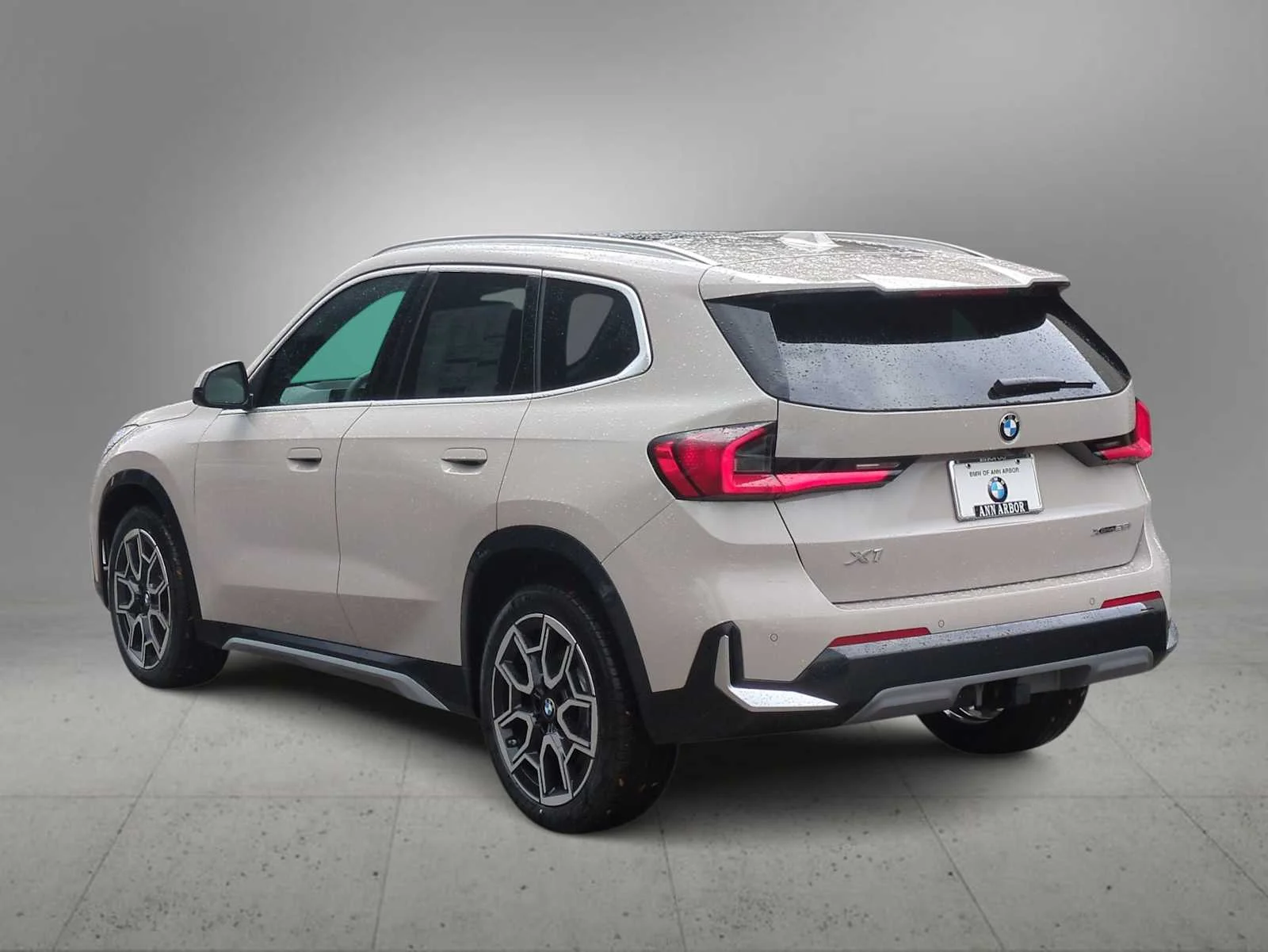 New 2026 Dune Grey Metallic BMW xDrive28i image 6