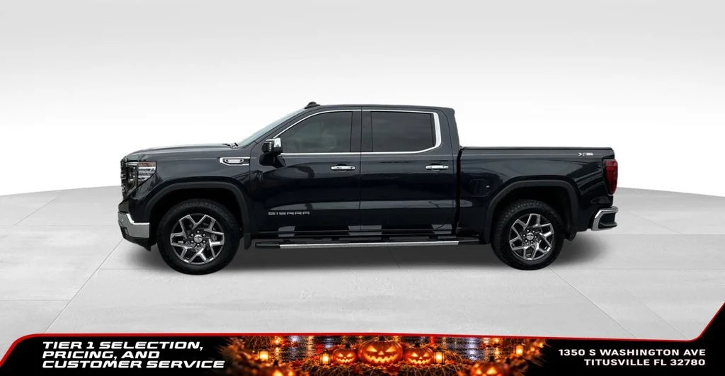 Certified Used 2025 Titanium Rush Metallic GMC SLT image 3
