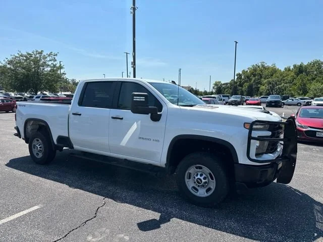 Used 2024 Summit White Chevrolet WT image 3