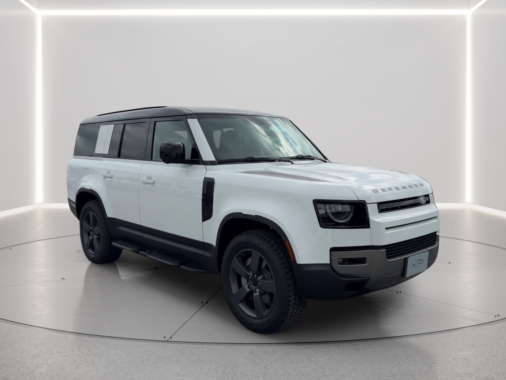 New 2026 Fuji White Land Rover S image 3