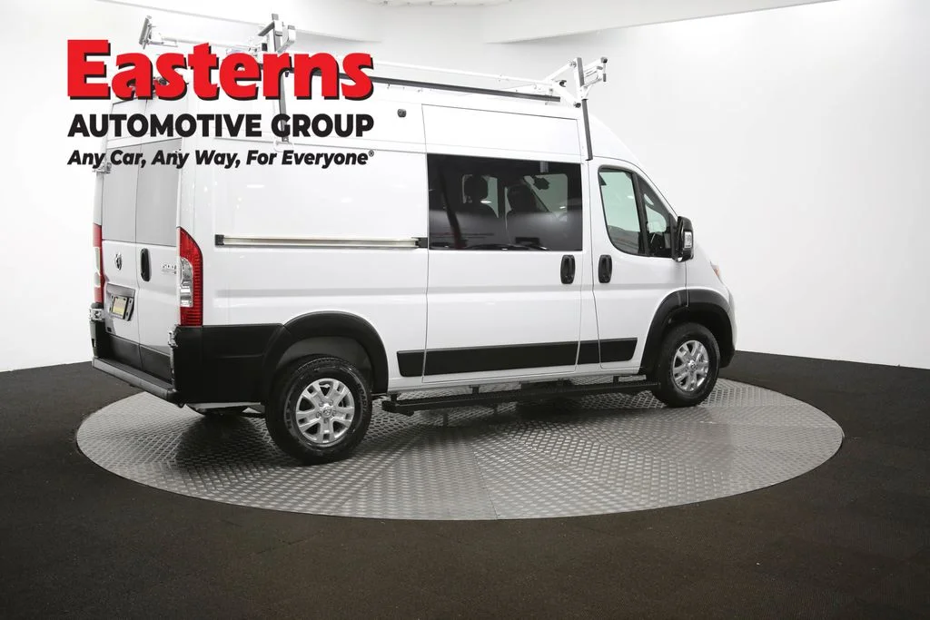 Used 2025 White Ram Base image 43