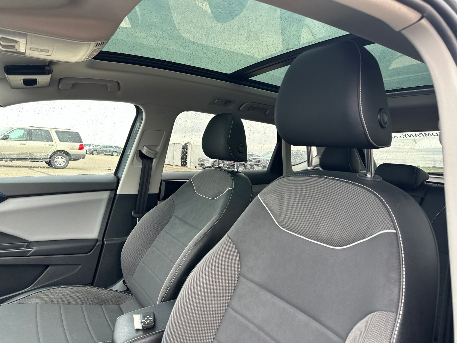 Certified Used 2023 Gray Volkswagen 1.5T SE image 5